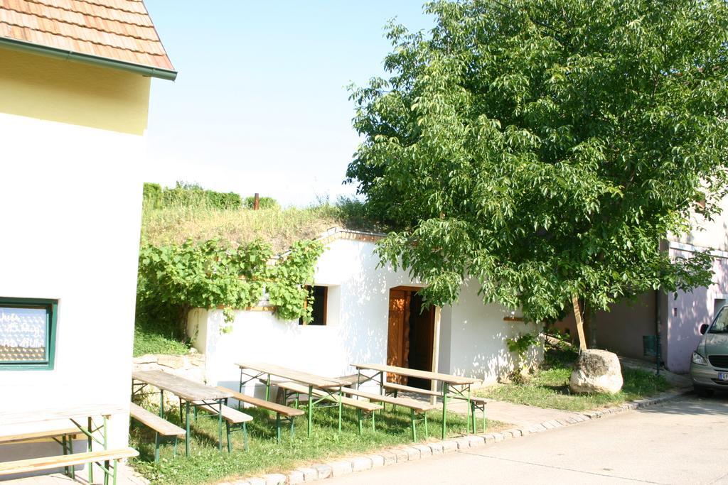 Weingut Martinshof Hotel Sankt Ulrich  Bagian luar foto