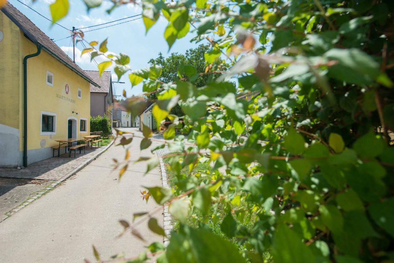 Weingut Martinshof Hotel Sankt Ulrich  Bagian luar foto